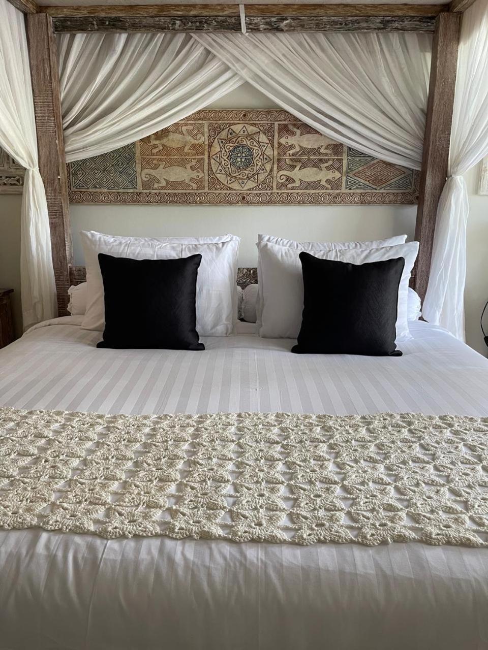 Dhauteya Villa Ambat Экстерьер фото